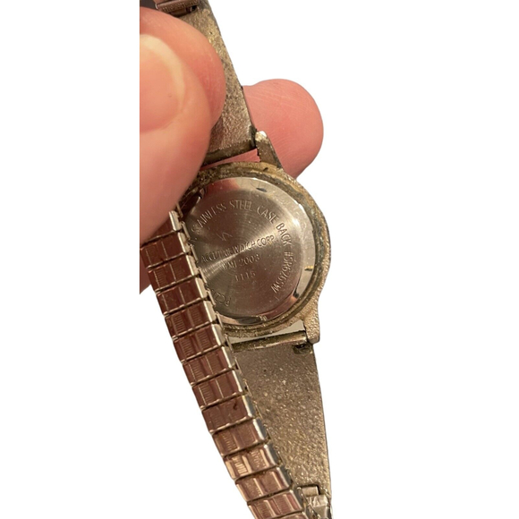 SR626SW Women's Wristwatch Quartz Silver Stainless Steel Turquoise Japan - Picture 4 of 12